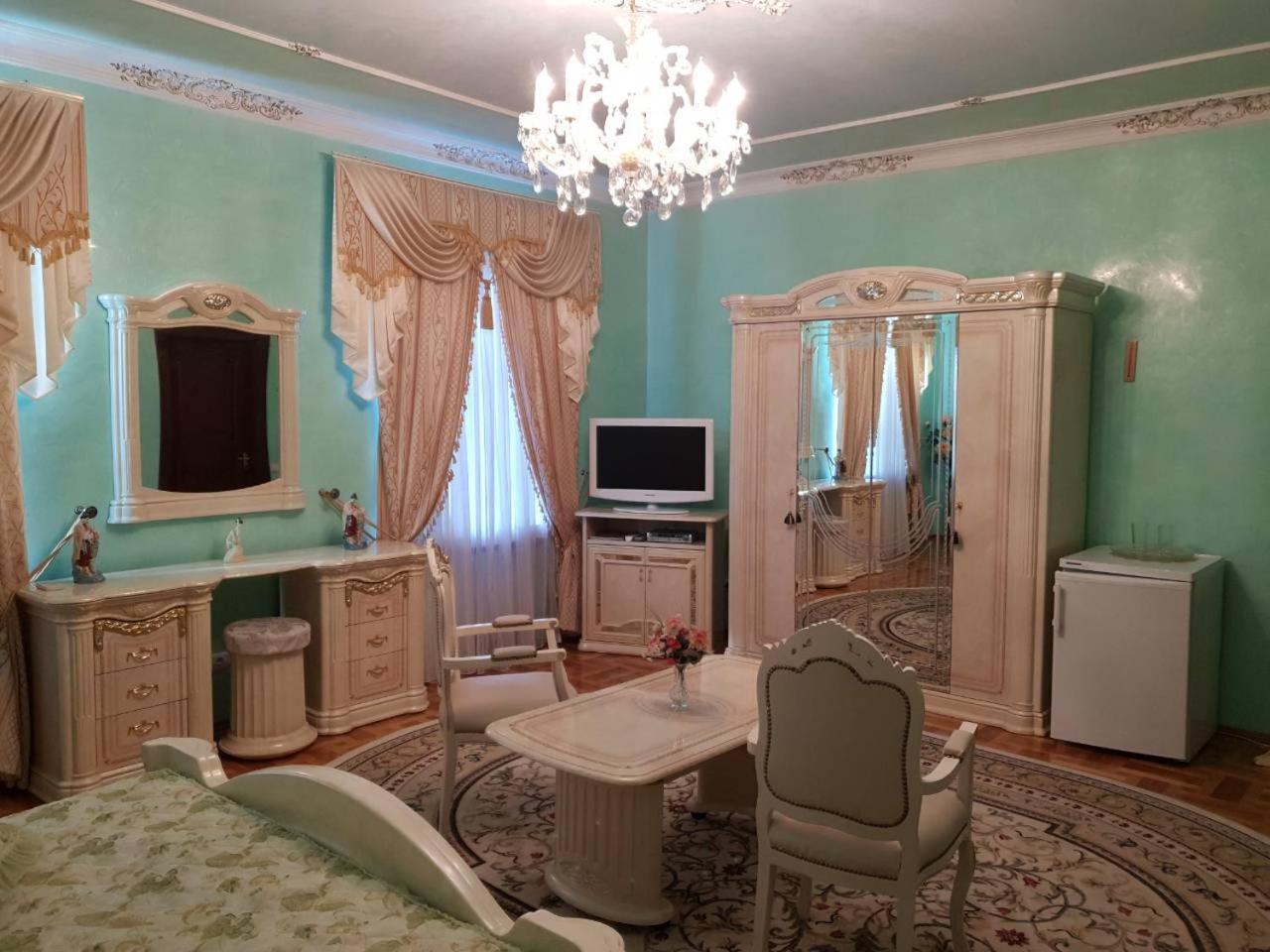Ceasar Otel Mykolaiv Dış mekan fotoğraf