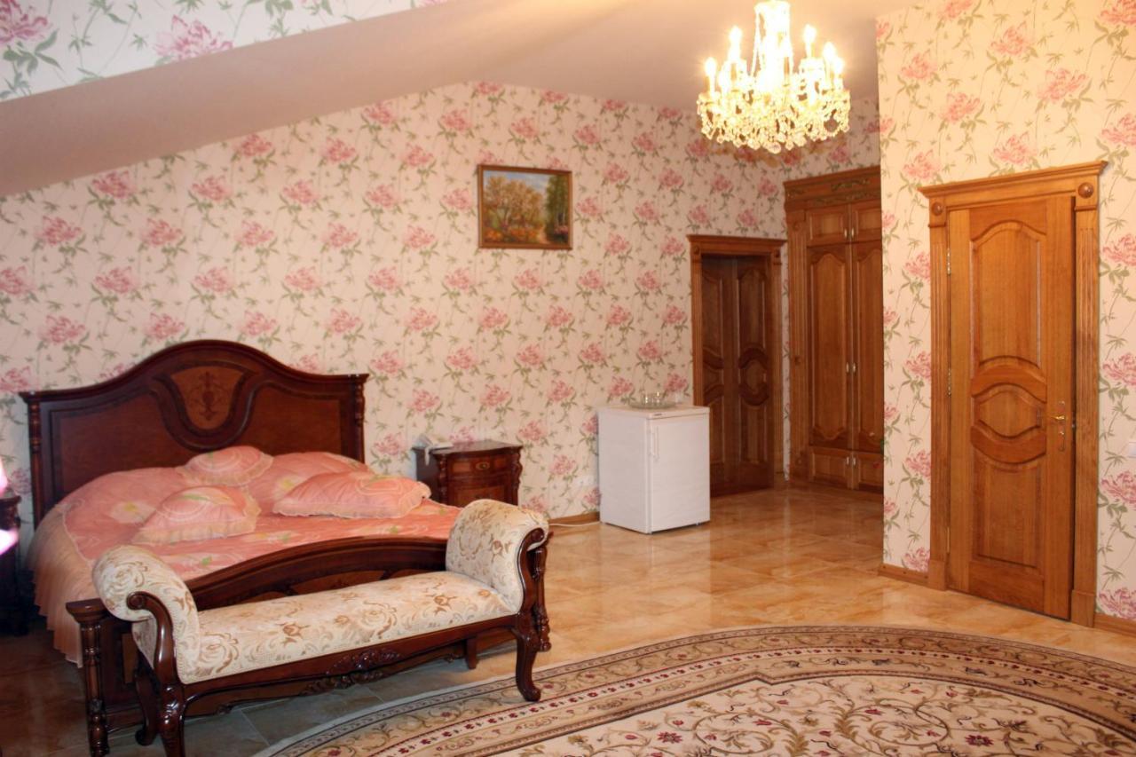 Ceasar Otel Mykolaiv Dış mekan fotoğraf