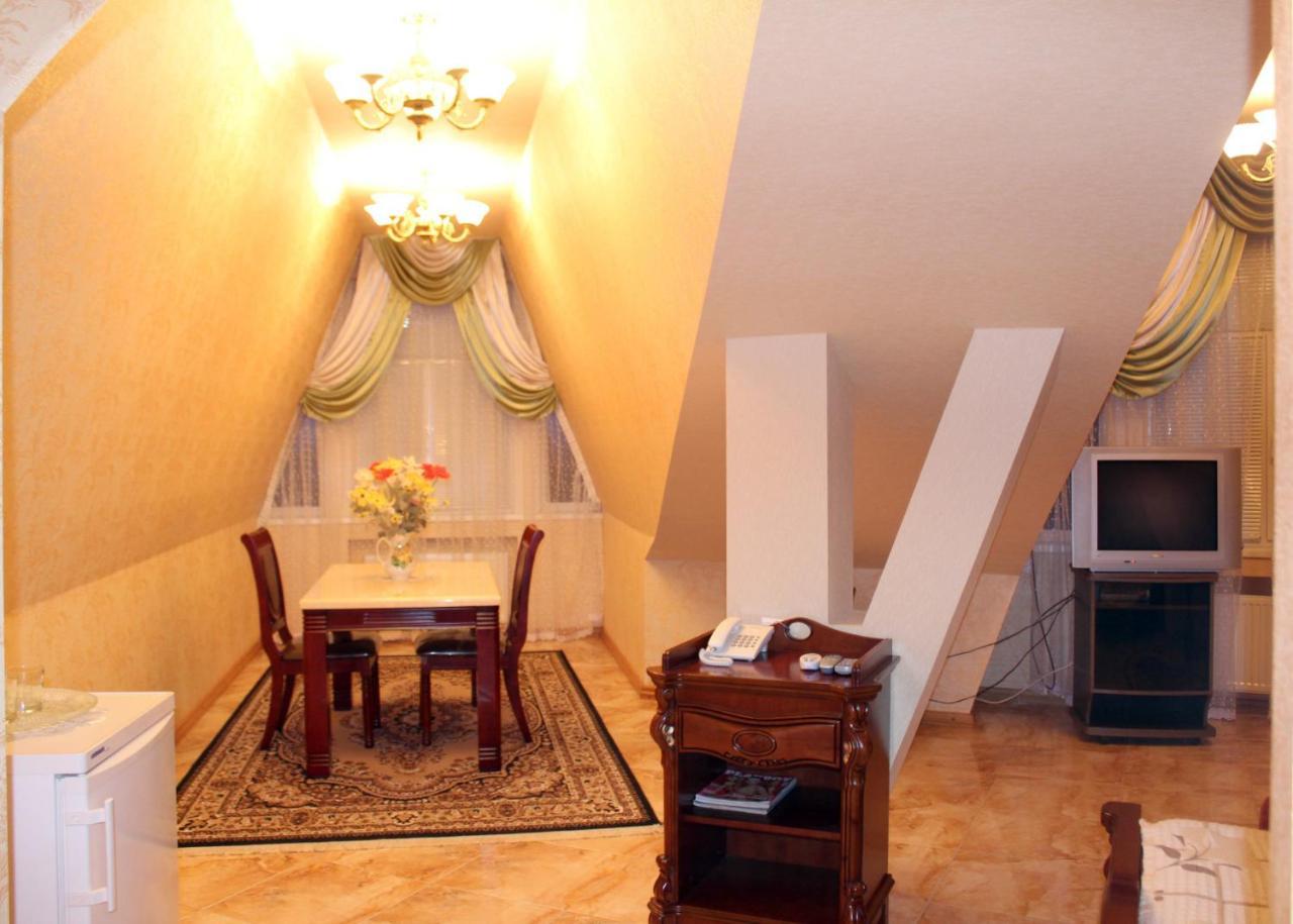 Ceasar Otel Mykolaiv Dış mekan fotoğraf