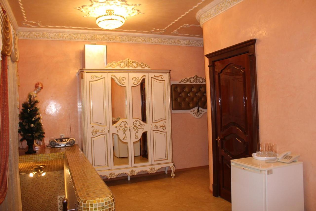 Ceasar Otel Mykolaiv Dış mekan fotoğraf
