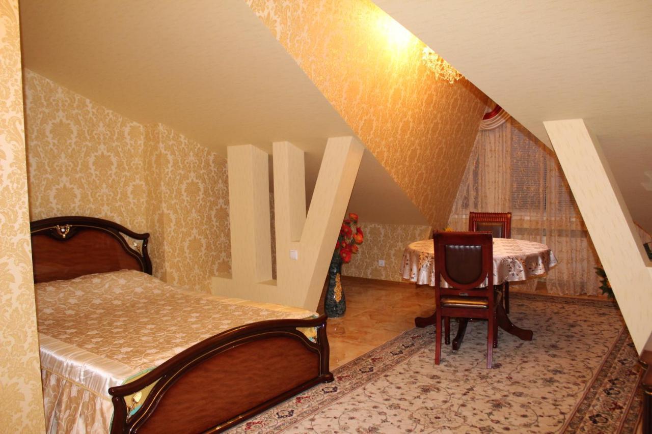 Ceasar Otel Mykolaiv Dış mekan fotoğraf